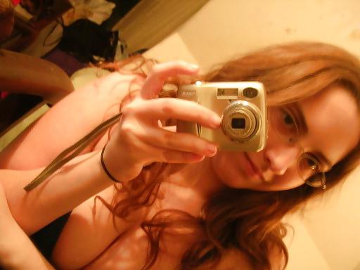 6P Random Self Shot Busty Milf