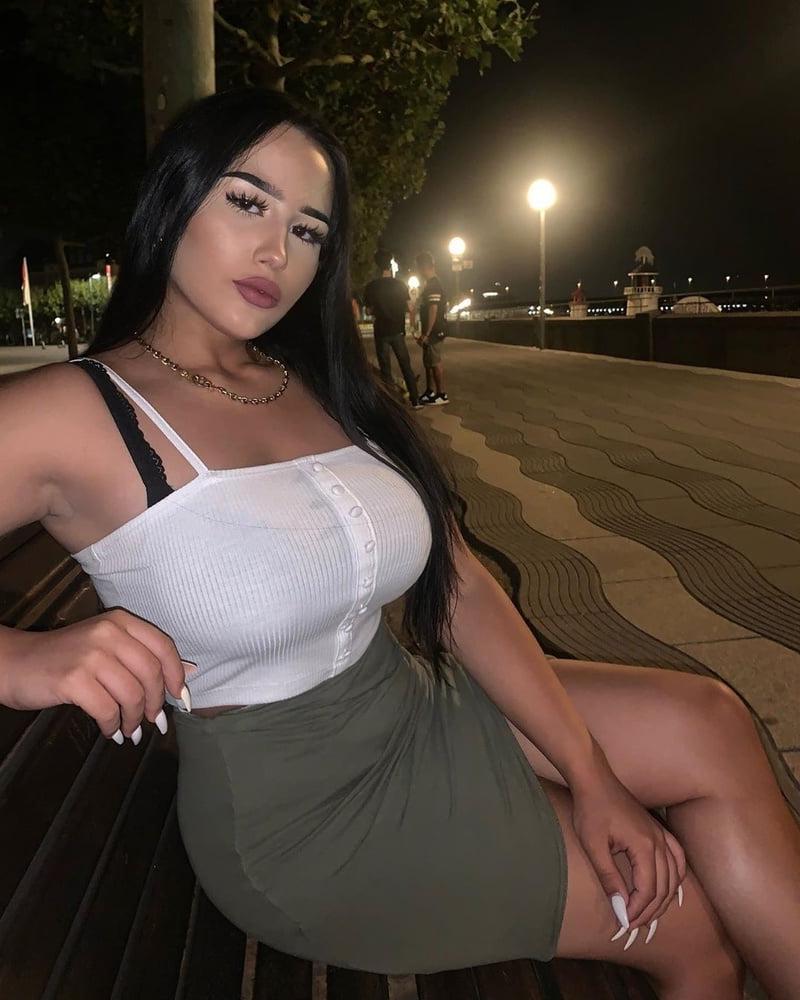 17P 19 year old super busty insta slut