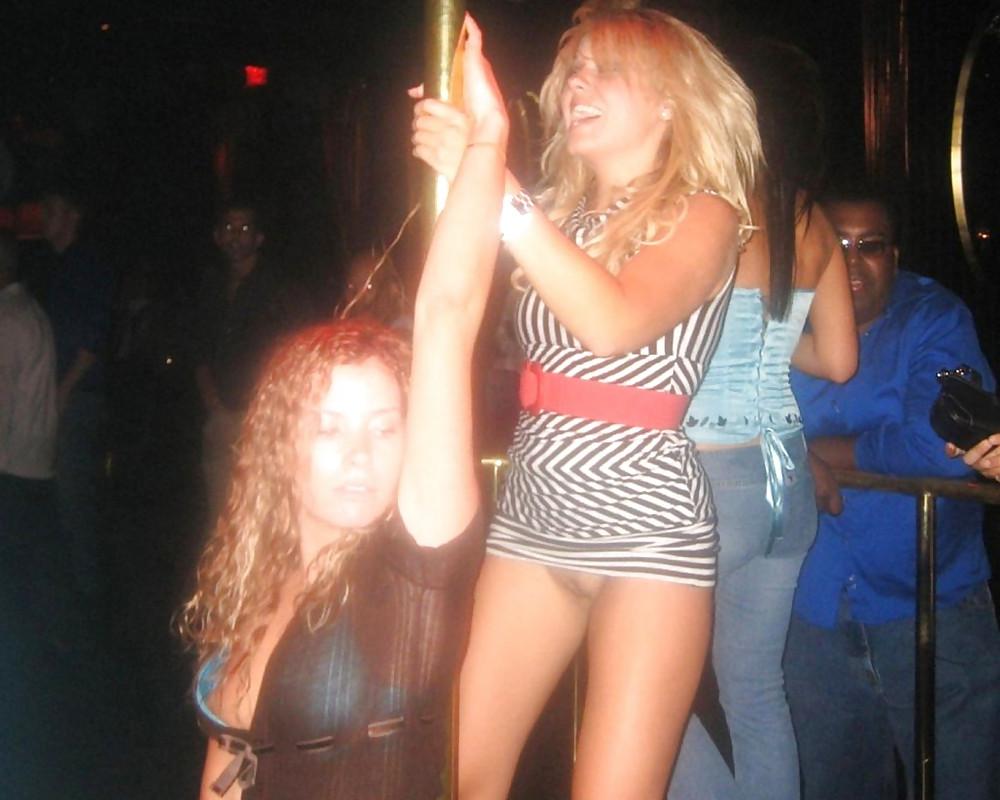 17P Good Girls Dress Like Sluts For The Horny Men