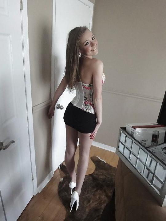 17P Good Girls Dress Like Sluts For The Horny Men