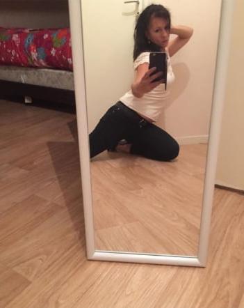 12P Ericka French MILF