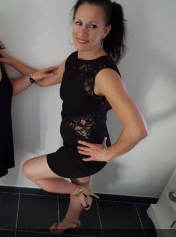 12P Ericka French MILF