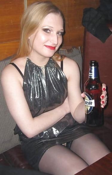25P Upskirts pantyhose 2