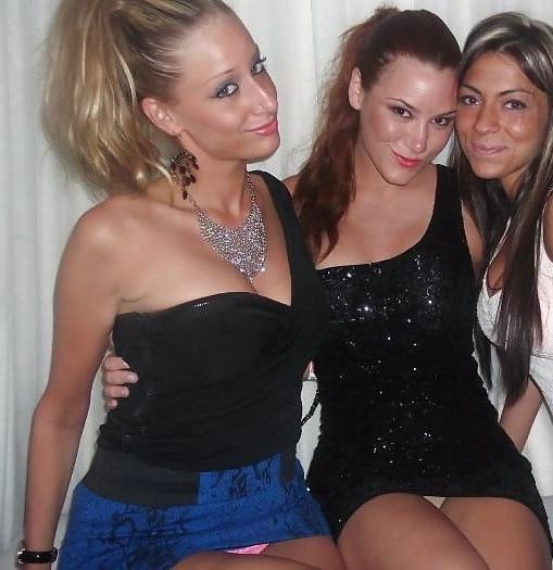 25P Upskirts pantyhose 2