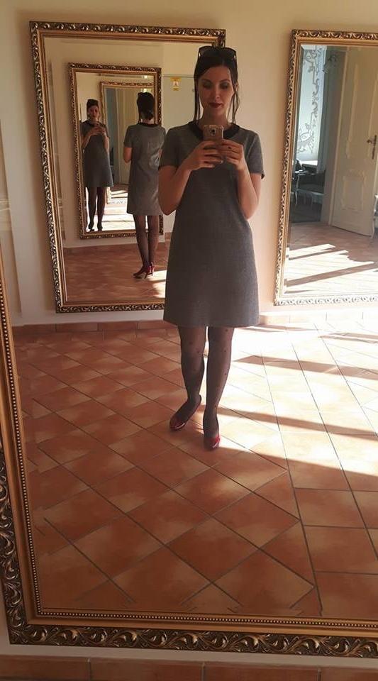 25P sexy females in tights pantyhose nylons 40