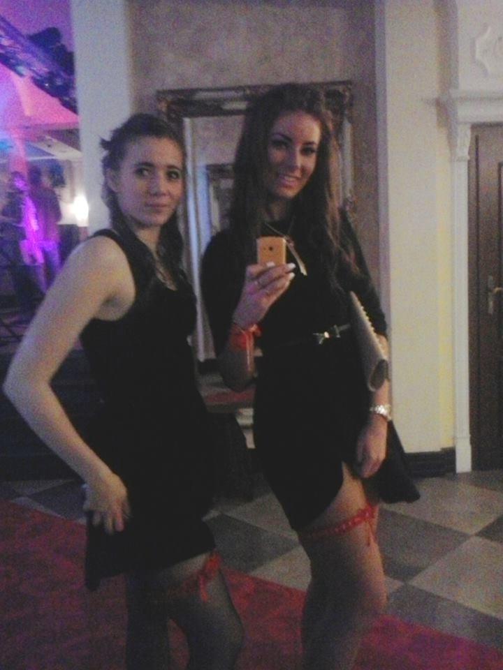 25P sexy females in tights pantyhose nylons 40