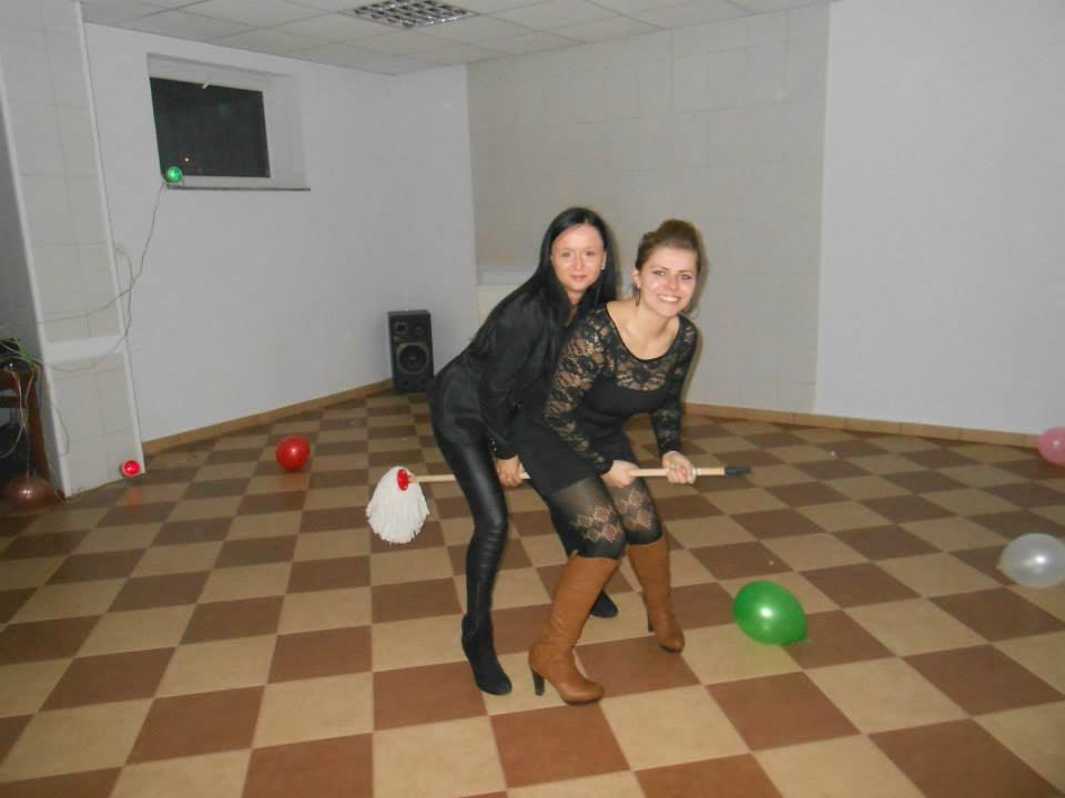 25P sexy females in tights pantyhose nylons 40