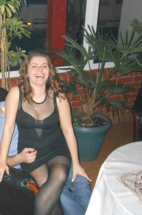 25P sexy females in tights pantyhose nylons 40