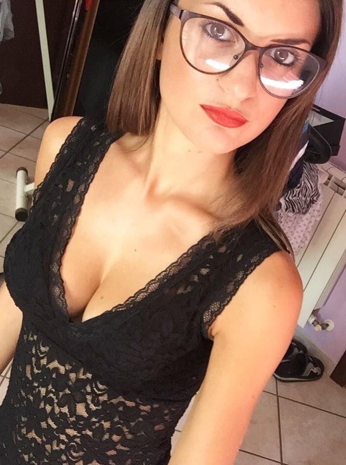 25P Non-Nude Busty Babes 45