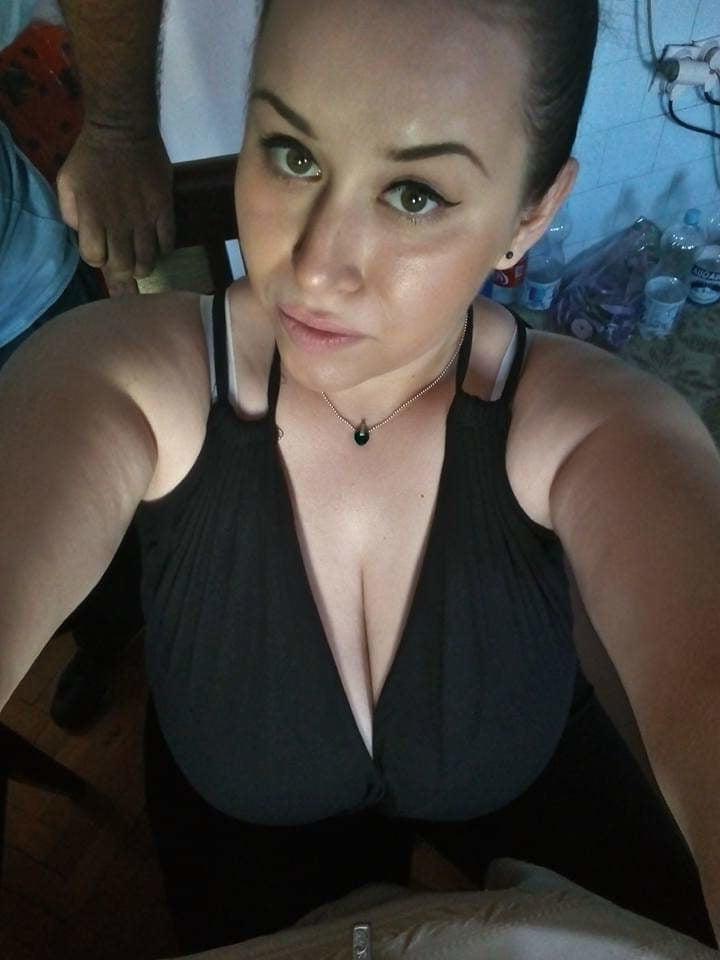 25P Serbian MILFs and Matures vol.132