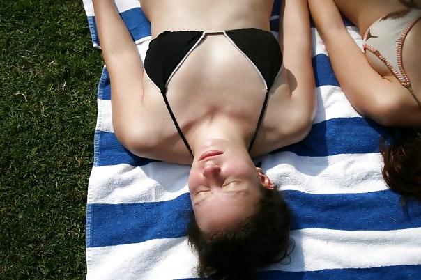 25P HORNY GERMAN BITCHES ON BEACH - COMMENT DIRTY
