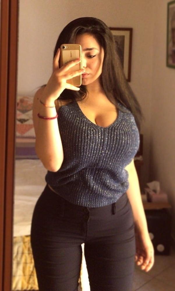 25P Non-Nude Busty Babes 43