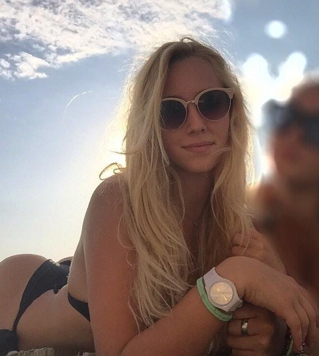 25P Non-Nude Busty Babes 34