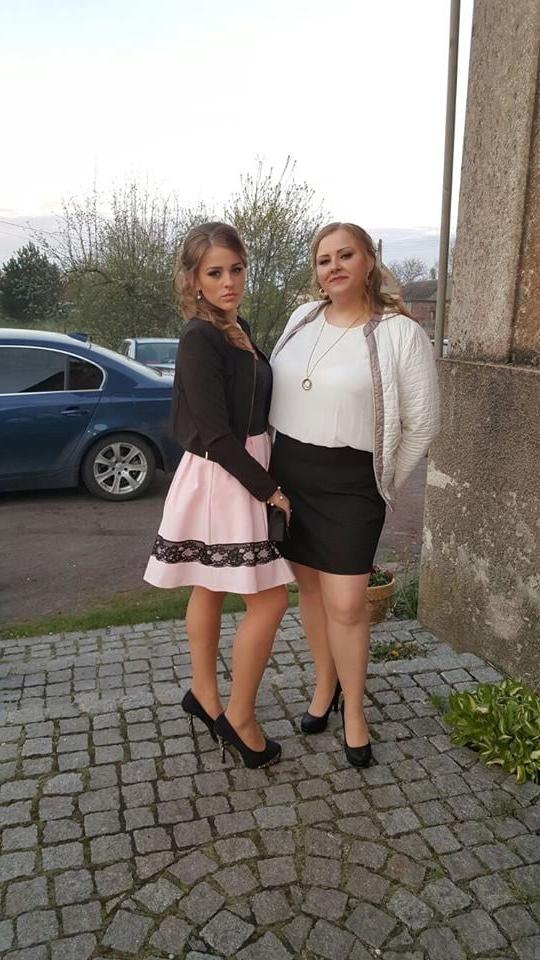 25P sexy females in tights pantyhose nylons 29
