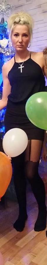 25P sexy females in tights pantyhose nylons 29