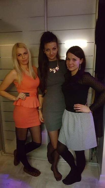 25P sexy females in tights pantyhose nylons 29