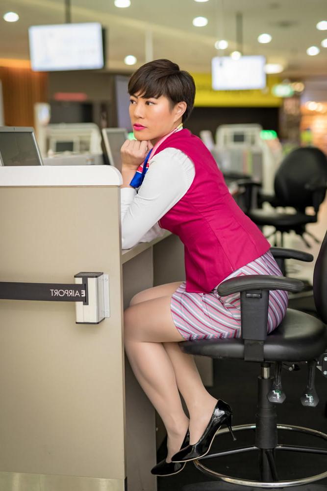 20P Asian Flight Attendants in Pantyhose Part 2