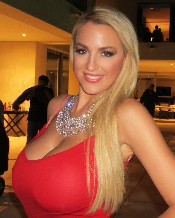 25P Non-Nude Busty Babes 59