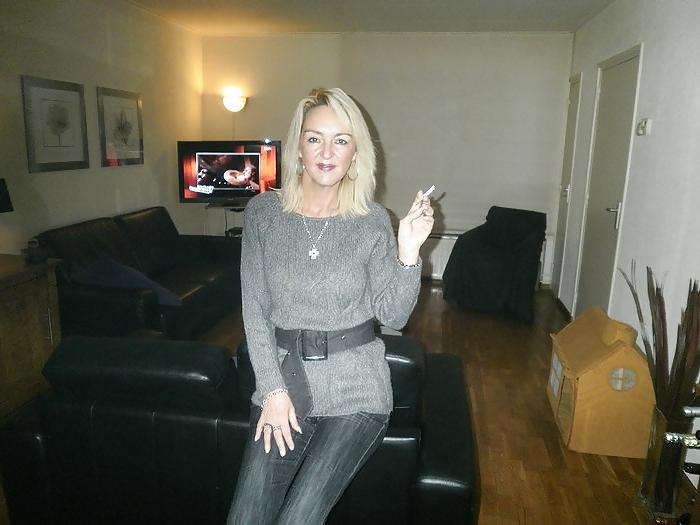 23P My friends sexy and old dirty mom comments please