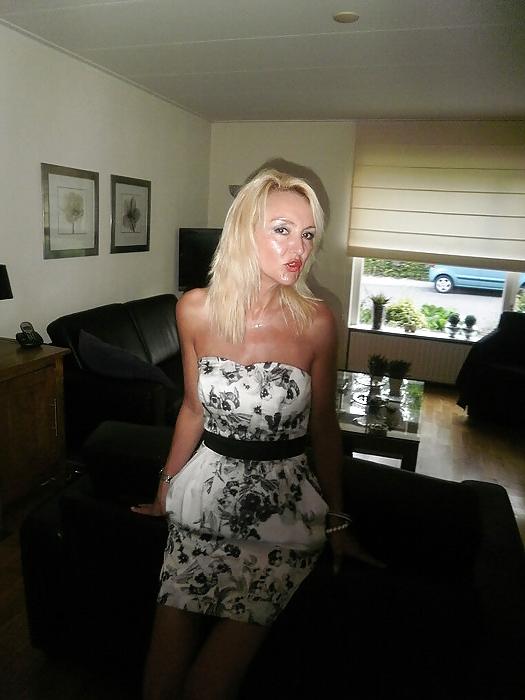 23P My friends sexy and old dirty mom comments please
