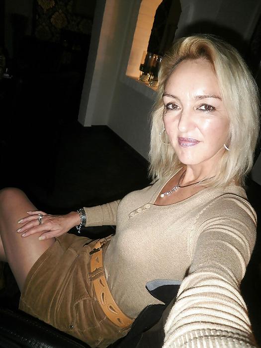 23P My friends sexy and old dirty mom comments please