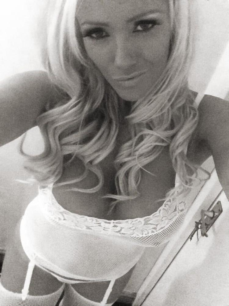 25P Non-Nude Busty Babes 54