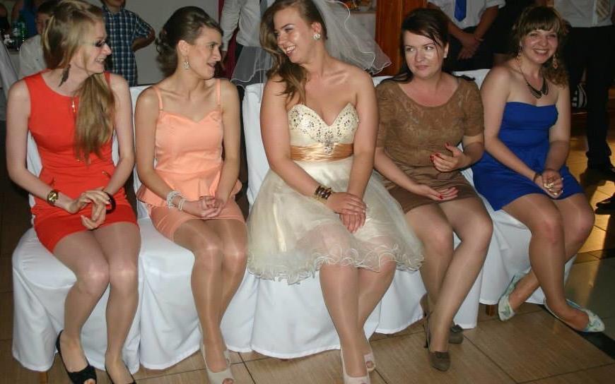 25P sexy females in tights pantyhose nylons 31