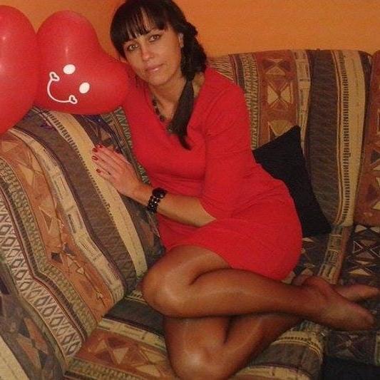 25P sexy females in tights pantyhose nylons 31