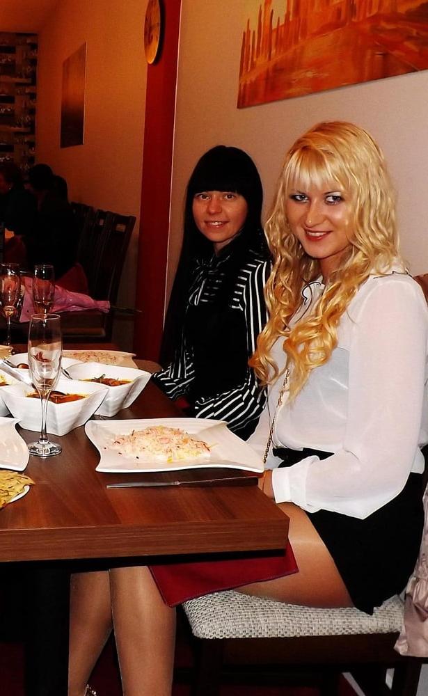 25P sexy females in tights pantyhose nylons 27
