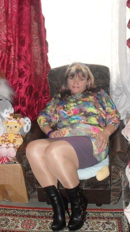 25P bbw pantyhose 3