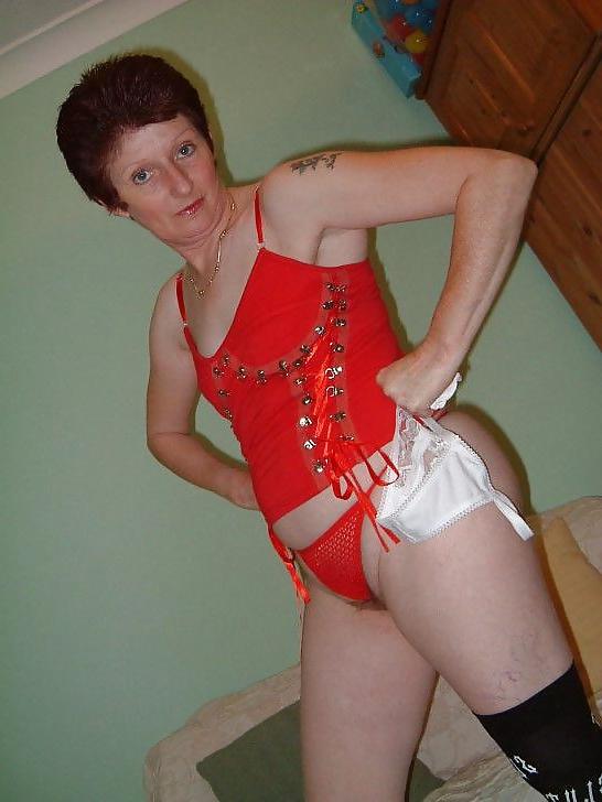 25P Dirty Wives Still At It