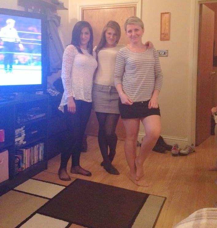 25P sexy females in tights pantyhose nylons 30
