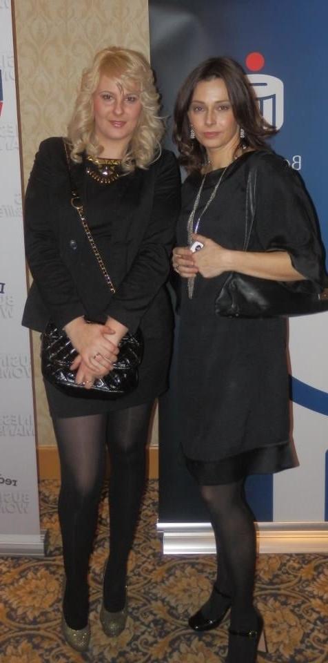 25P sexy females in tights pantyhose nylons 30