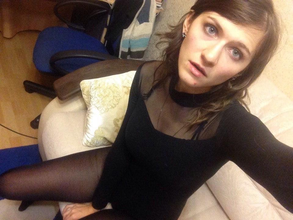 25P PANTYHOSE AMATEURS 325
