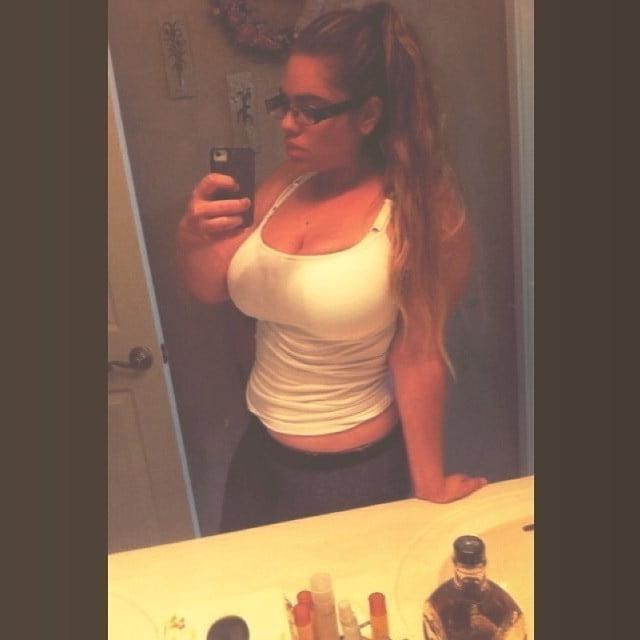 25P Non-Nude Busty Babes 25