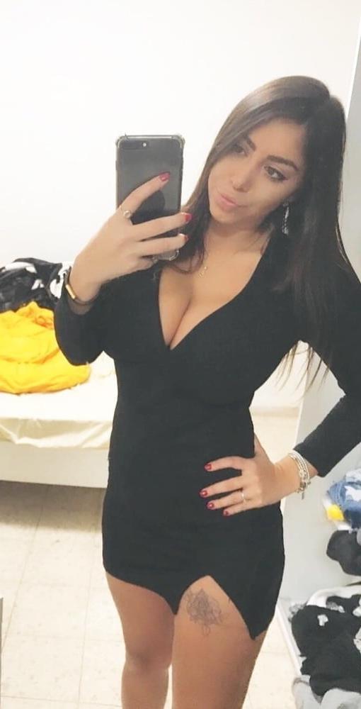 25P Non-Nude Busty Babes 28