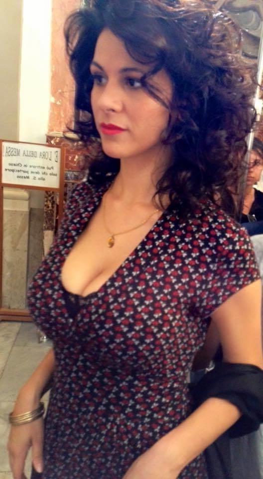 25P Non-Nude Busty Babes 24