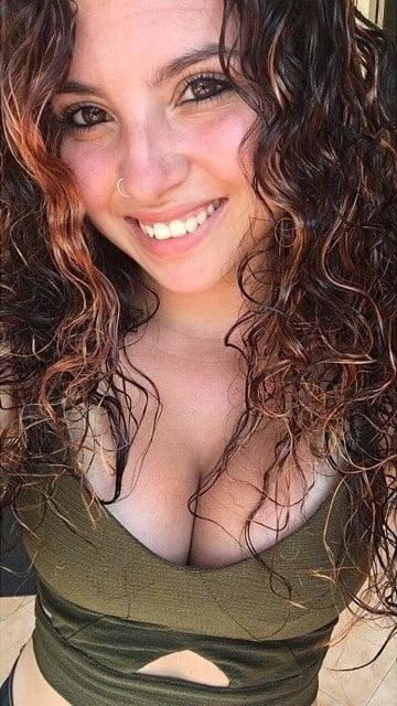 25P Non-Nude Busty Babes 32