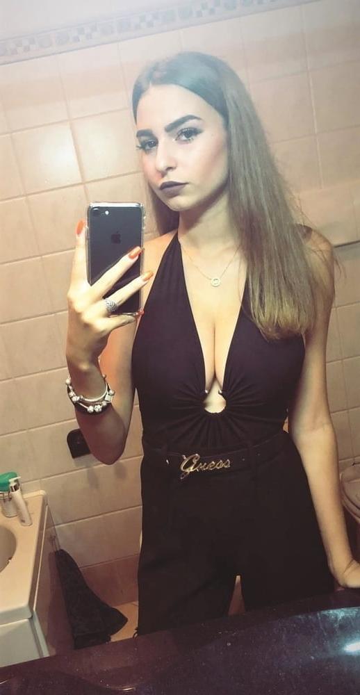 25P Non-Nude Busty Babes 37