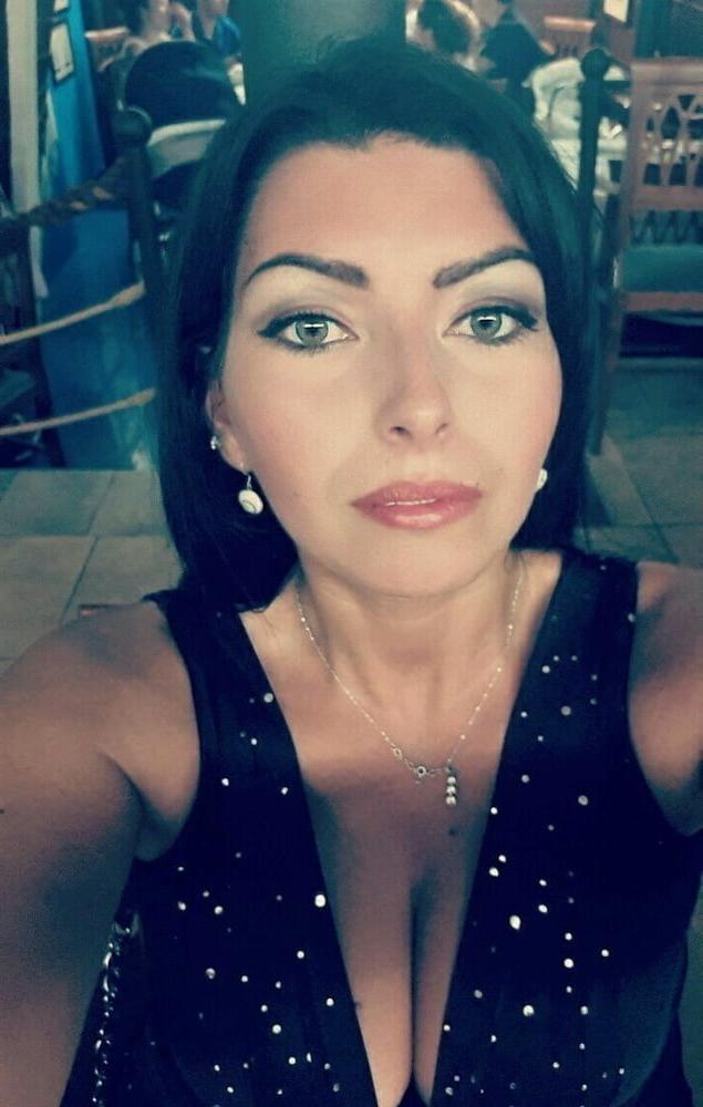 25P Non-Nude Busty Babes 37