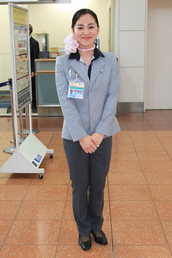 25P Asian Flight Attendants in Pantyhose Part 1