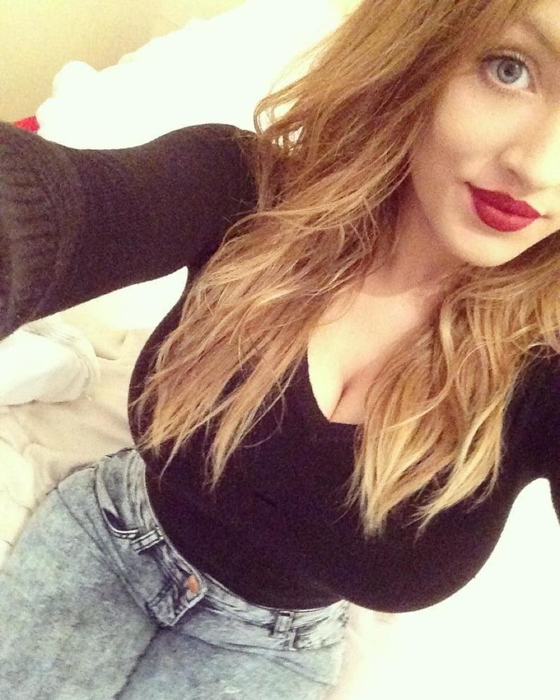 25P Non-Nude Busty Babes 22