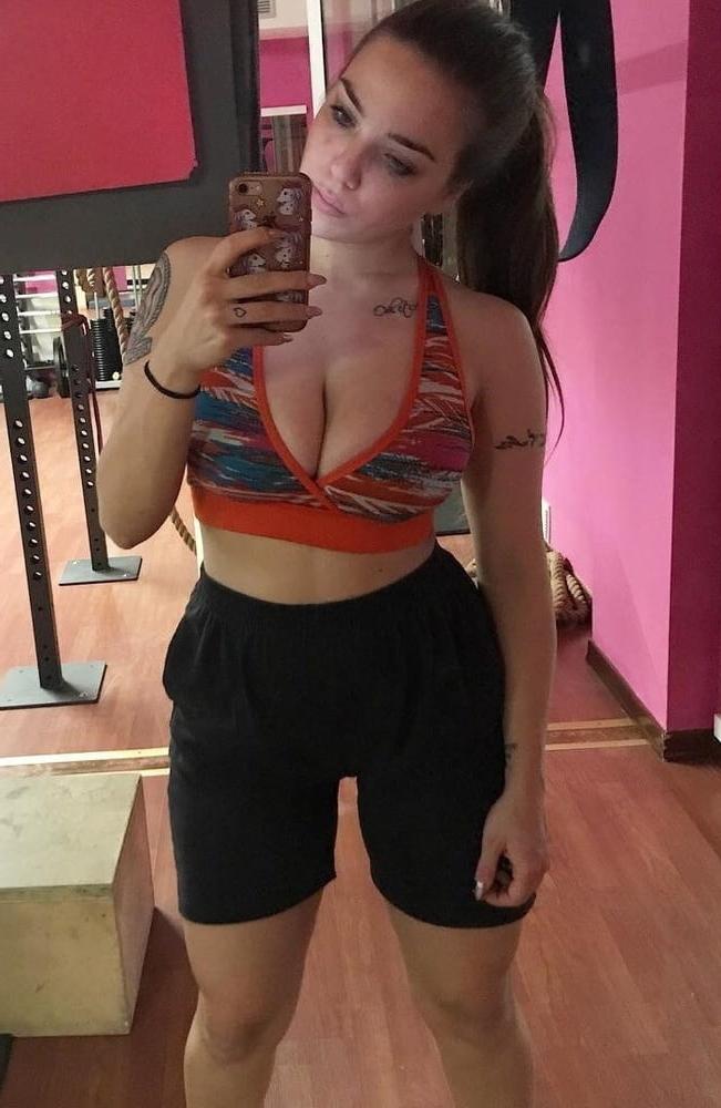 25P Non-Nude Busty Babes 42