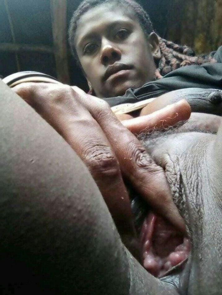 18P Collectors Item #03 (Mailyn Makandao Moes Pain)