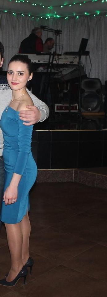 25P sexy females in tights pantyhose nylons 21