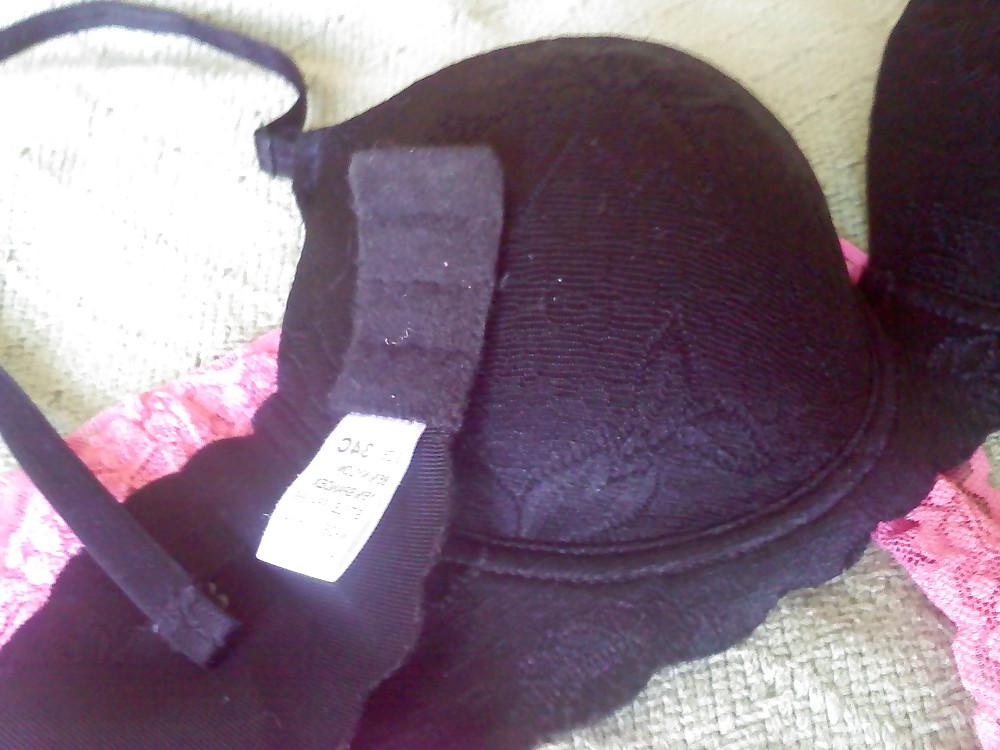 25P Got her dirty panties