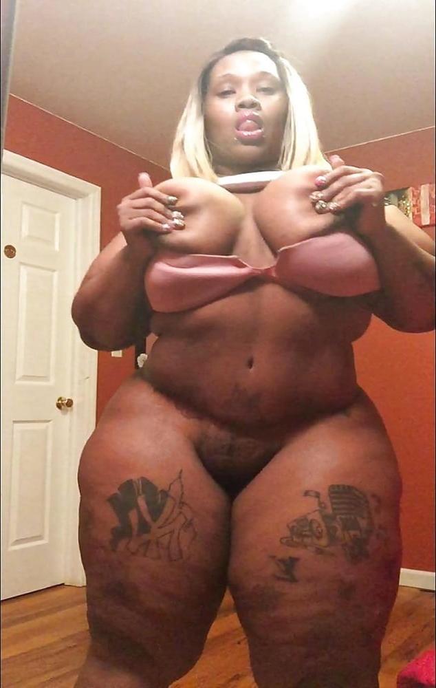 25P #4 thick thighs, perfect body and curvy
