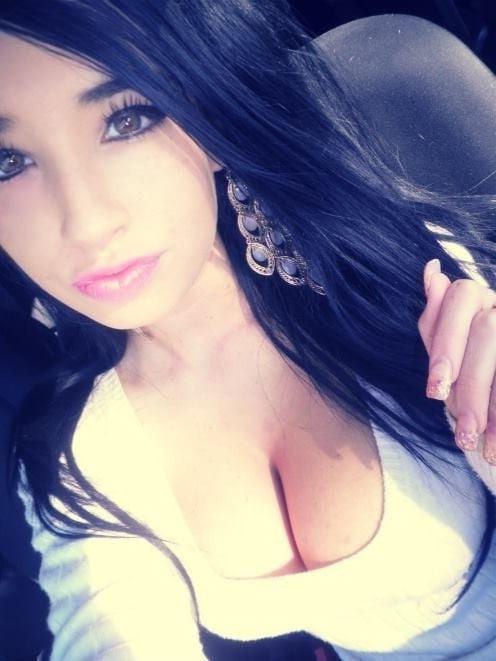 25P Non-Nude Busty Babes 61