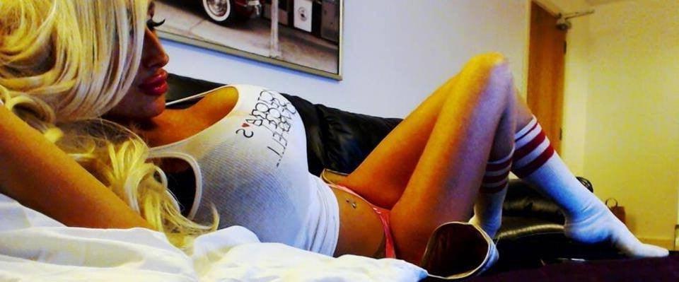 25P Non-Nude Busty Babes 61