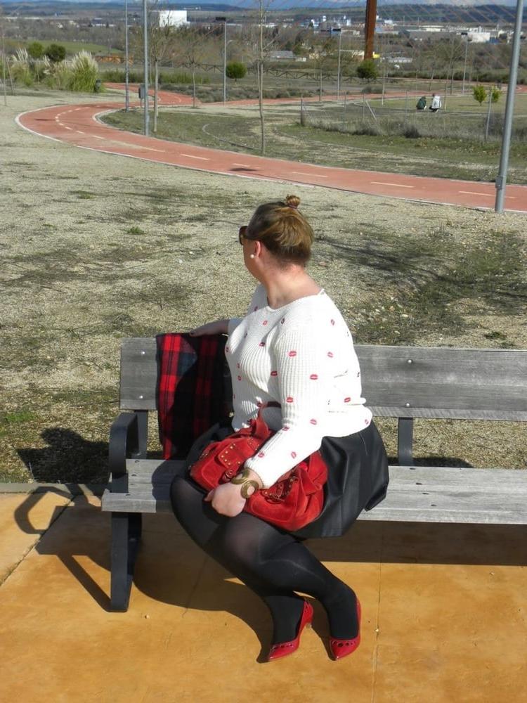 25P bbw pantyhose 2